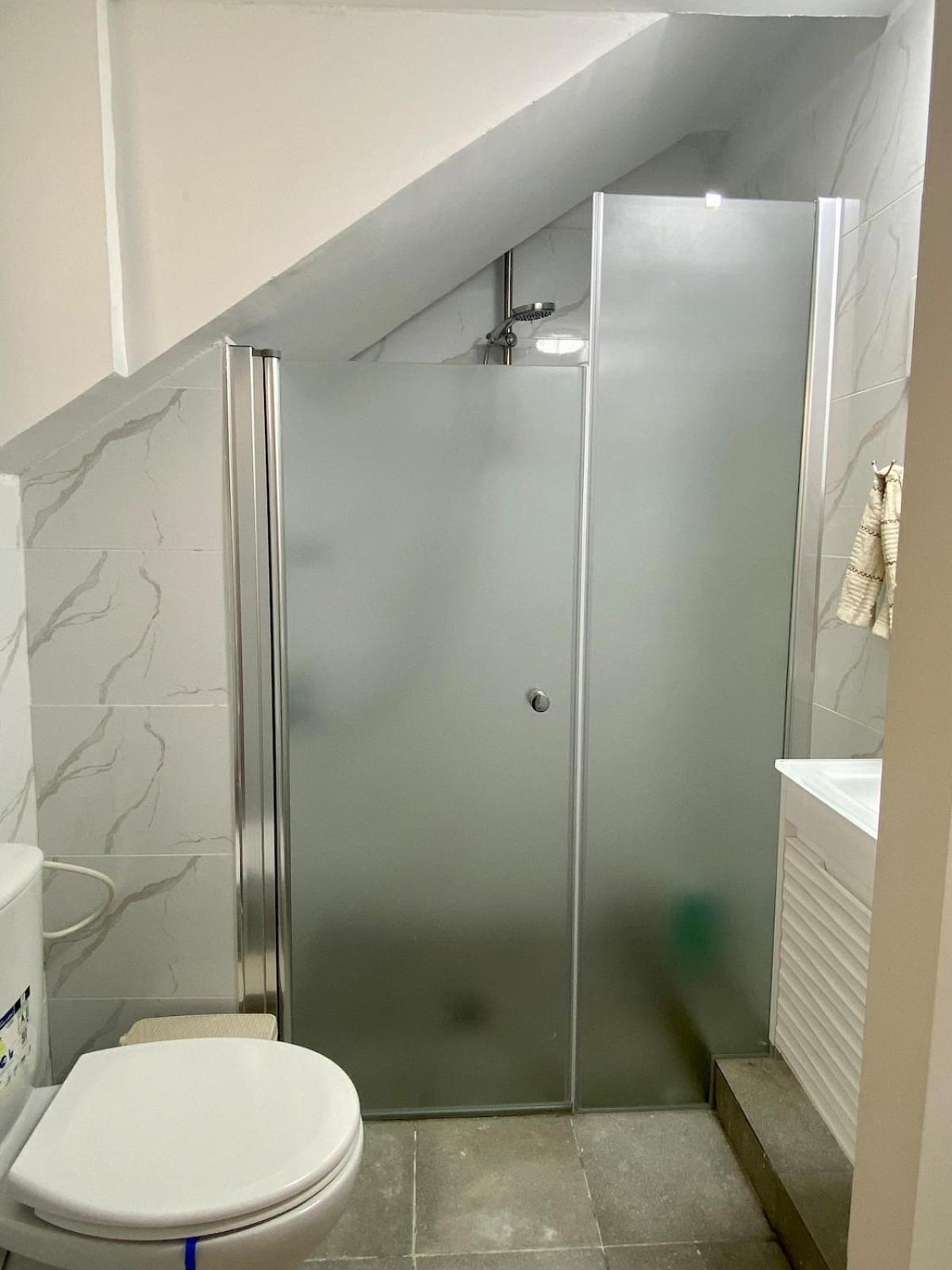 דירת גן מרווחת במיקום מעולה עם נטפליקס חינמי Apartment Ma'ale Adumim ภายนอก รูปภาพ